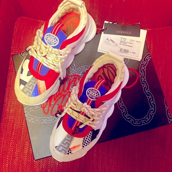 Versace Shoes - ‼️🔥 VERSACE CHAIN REACTION 🔥 2 CHAINZ LOW TOP SNEAKERS ‼️